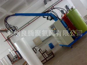 天津热水器保温桶发泡机